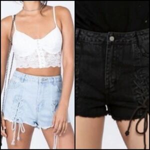 NEW! HONEY BELLE Black Hi Rise Lace Up Denim Jean Shorts Large.